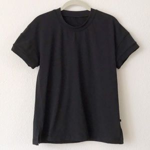 LuLuLemon Black Space Tee EUC